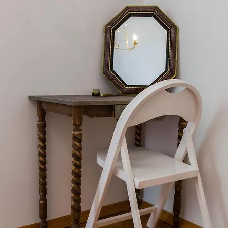 Aloise Apartment In Old Town Center Gasthof Zadar